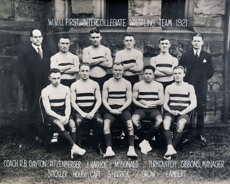 group photo of 1921 WVU wrestling team