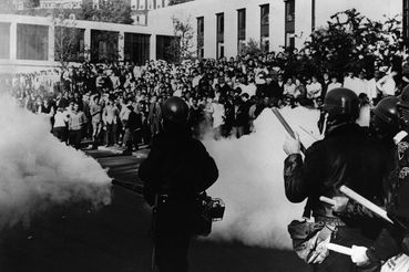 Police use tear gas to disperse crowd in front of Mountainlair
